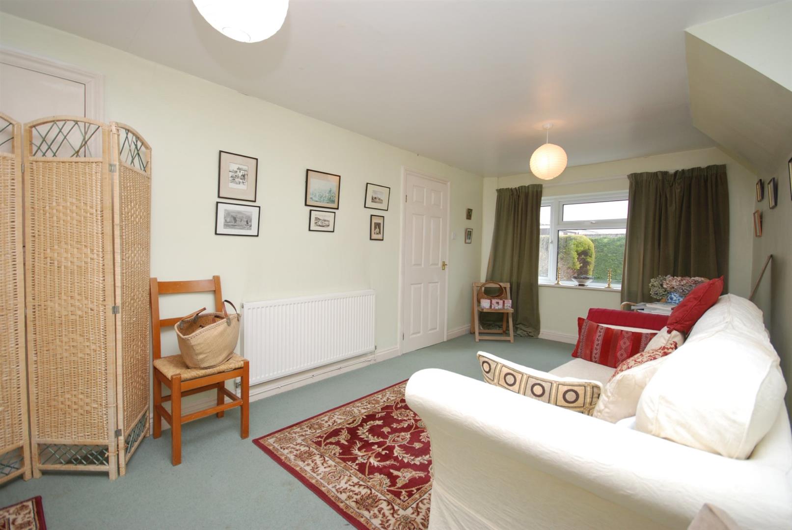 Geraints Way, Cowbridge, Vale of Glamorgan, CF71 7AY